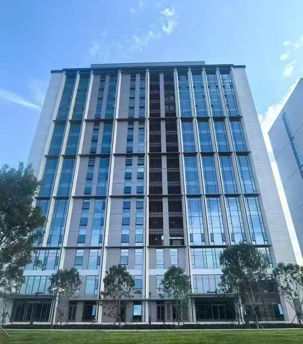 1756255114322784.jpg 新办公楼1.jpg